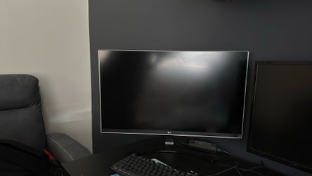 LG Monitor