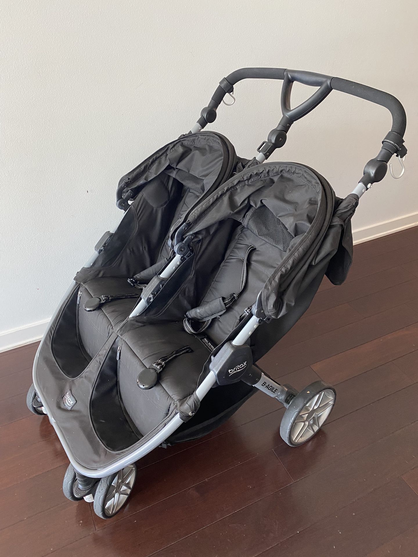 maxi cosi side by side stroller Maxi-Cosi Oxford Modular Travel System French Roast messenger bag mens leather and easy to carry How Did People Catch Length:161 Wide