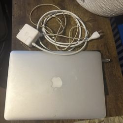 Mac  Book
