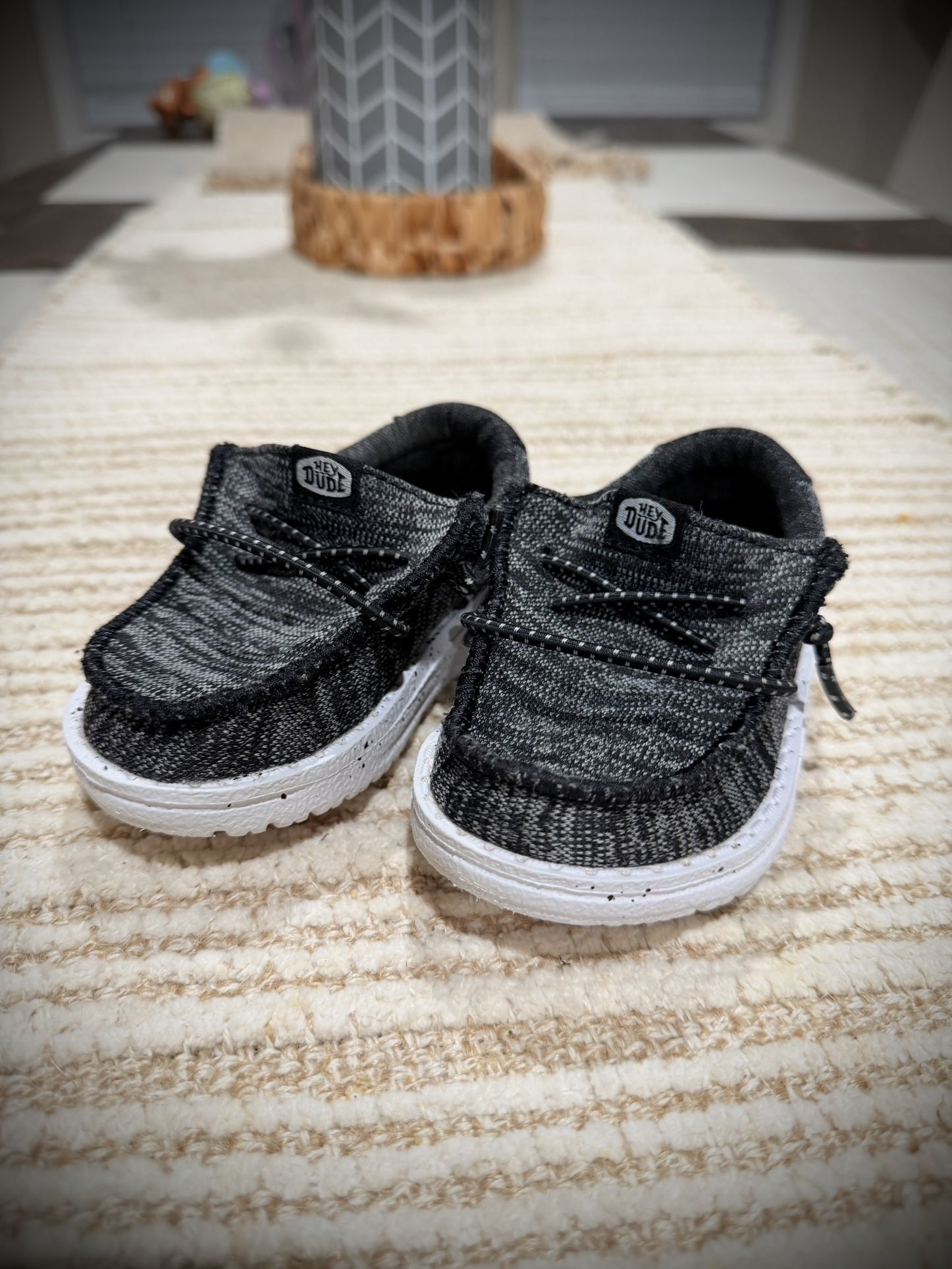 Toddler Hey Dude Shoes, Size 5