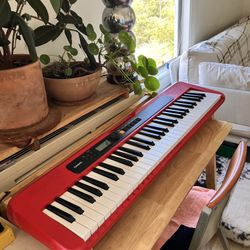 Lightly Used Casio Casiotone CT-S200