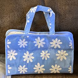 Avon Daisy Cosmetic Bag
