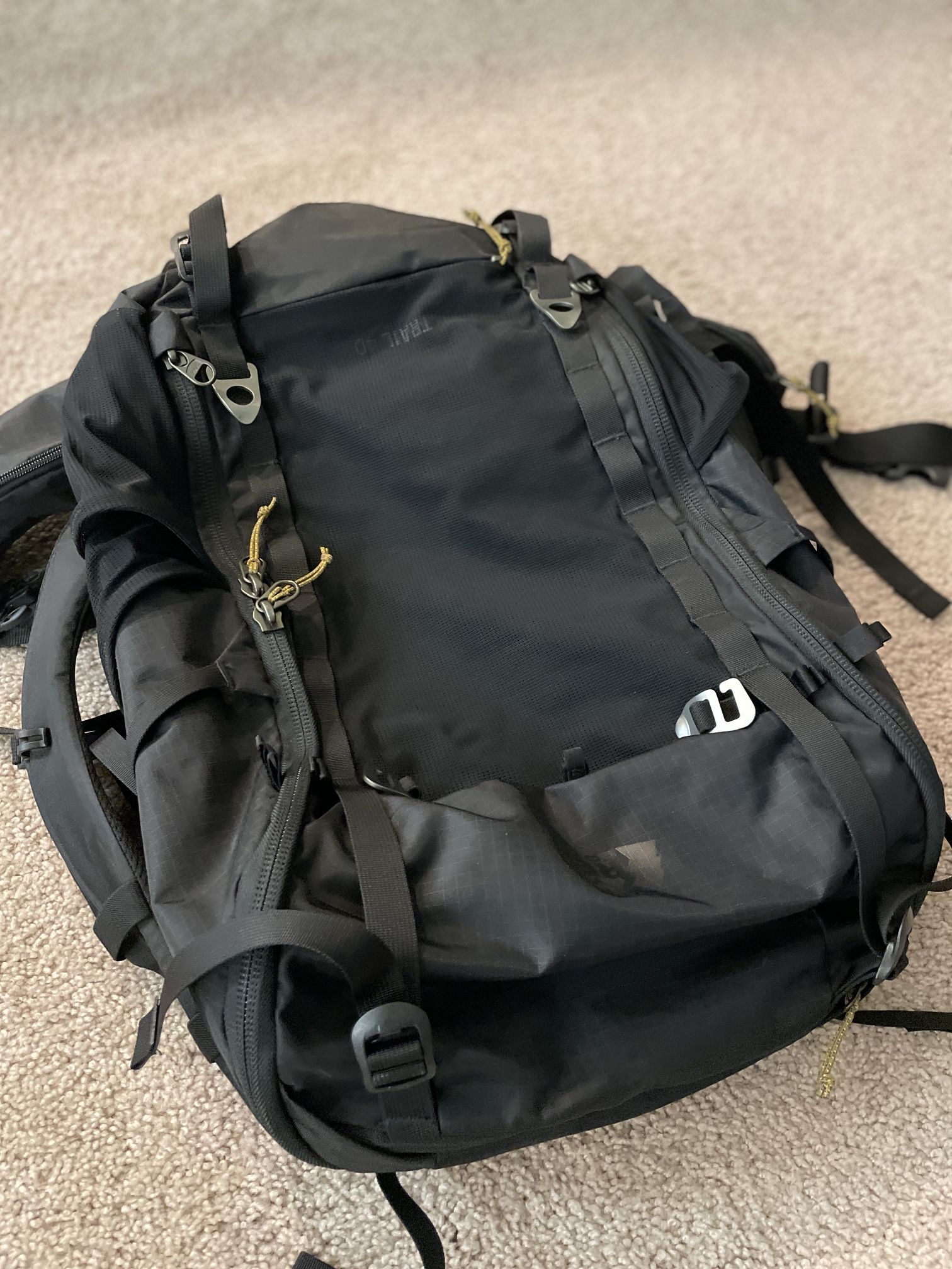 REI Trail 40L Black Trail backpack