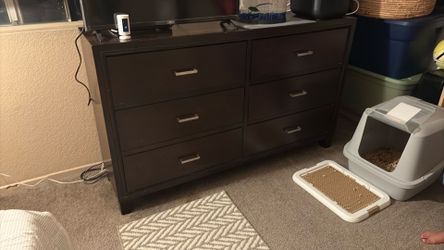 Brown bed set