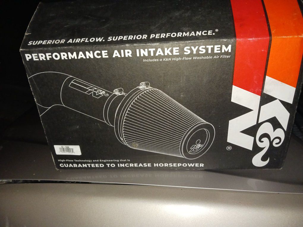  AirCharger Performance Air Intake System 

