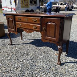Thomasville Clawfoot Buffet Sideboard Credenza Table 