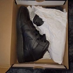 Brand New Air Jordan 1 Mid