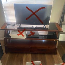 Tv Stand  $20 OBO! MAKE AN OFFER WERE MOVING!!!!!