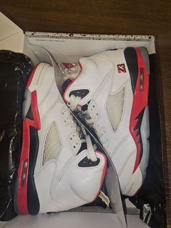 Jordan 5 Fire Red Size 7Y