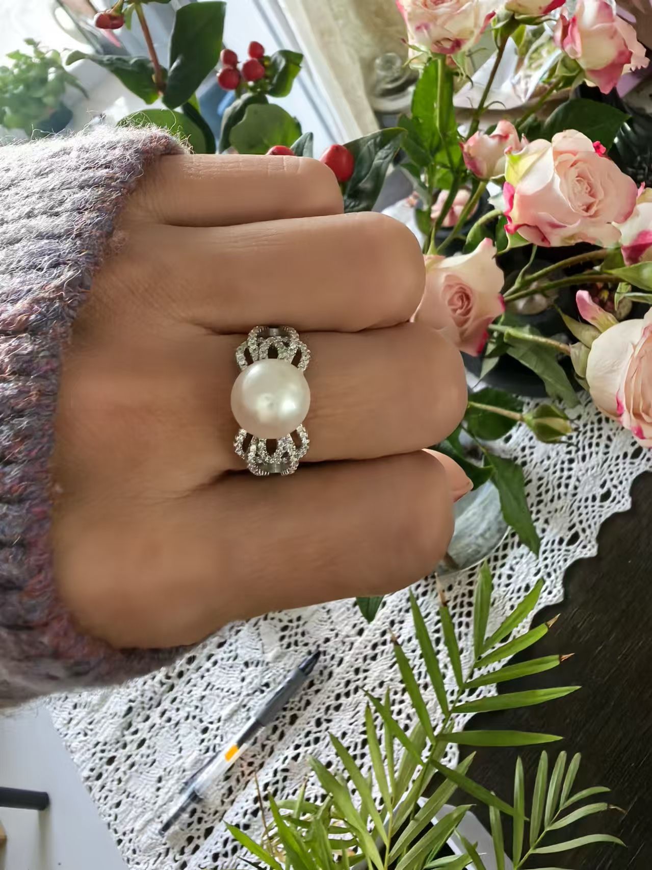 Natural pearl ring, silver