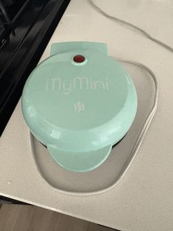 Mini Waffle Maker