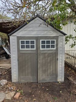 Rubber Maid Shed