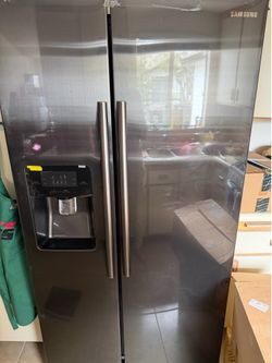 Samsung Fridge RS25J500DSR