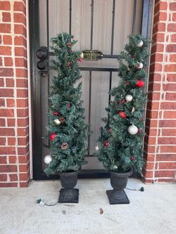 Pre lit Christmas trees