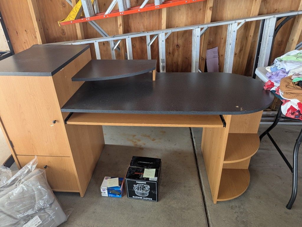 Garage Sale 9am Until 3pm