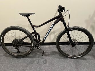 2025 Giant Stance Mountain Bike