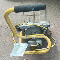 Voltec 08-00209 500 Watt Halogen Work Light