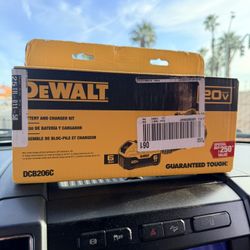 Dewalt 6AH Battery And 6AH Charger