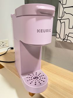 KEURIG K-Mini Go Single Serve Pod Coffee Maker (Violet)