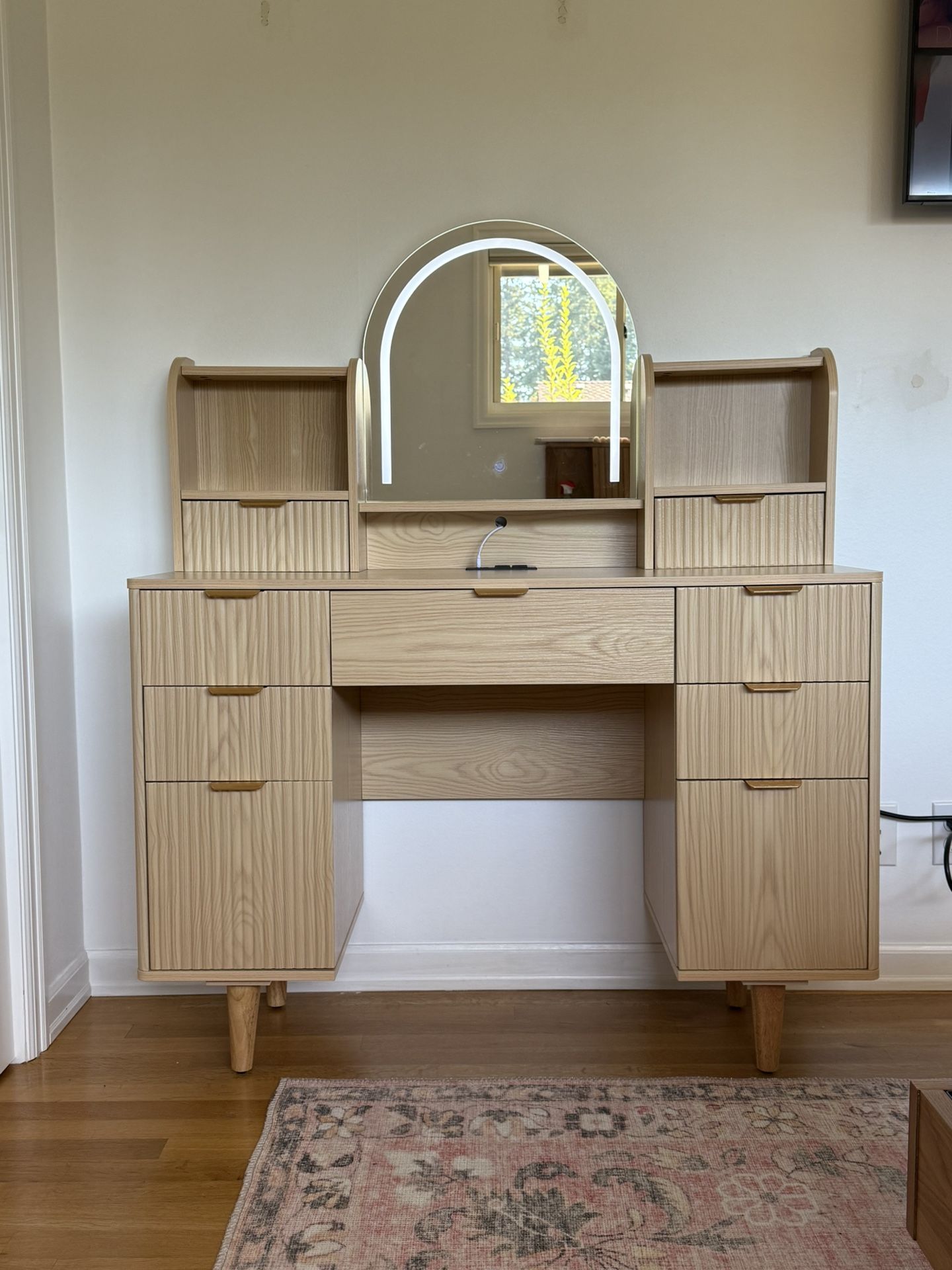 Makeup Vanity