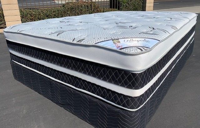 Queen Orthopedic Bamboo Pillow Top!!