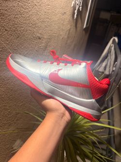Size 9.5 Nike Kobe 5 Protro Caitlin Clark Rookie Of The Year