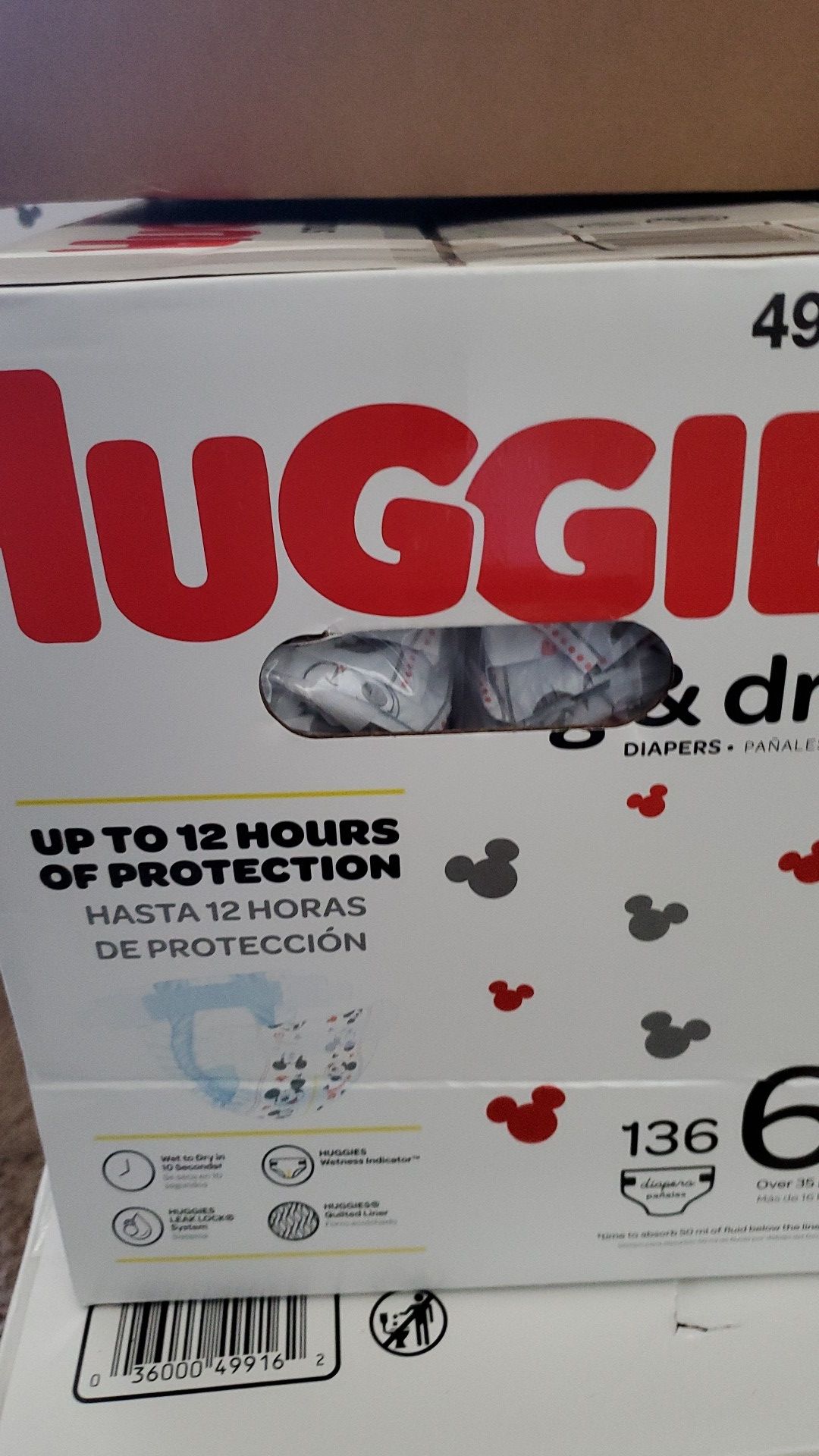 Huggies Snug & Dry size 6 136 count diapers