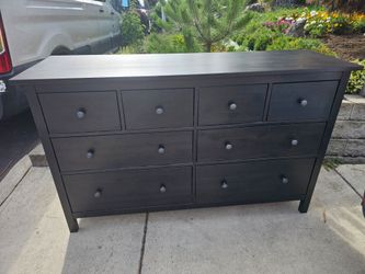 Dresser IKEA HEMNES