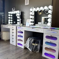 Vanities- (Take It Home In Payments/ llévatelo a casa en pagos) 