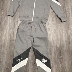 Men’s Sweatsuit 