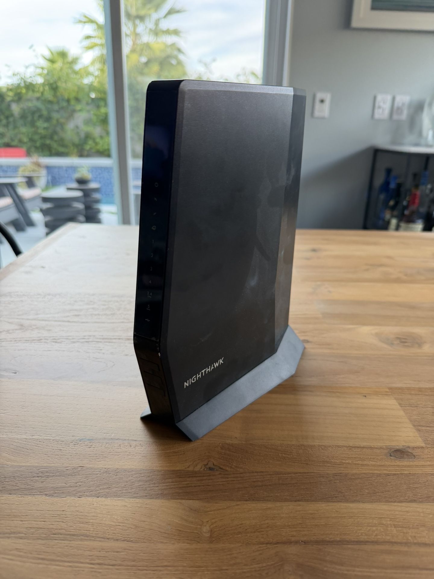 Nether Nighthawk AX6 Cable Modem/Wireless Router Combo