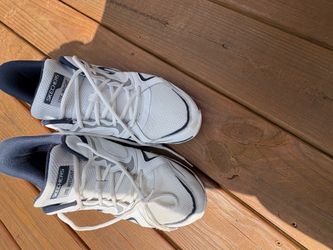 Male Skechers Size 13 Lite Weight Slip-Ins