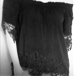 Plus Size Top with a Embroidered Edge Sizes 2X 3X New with Tags