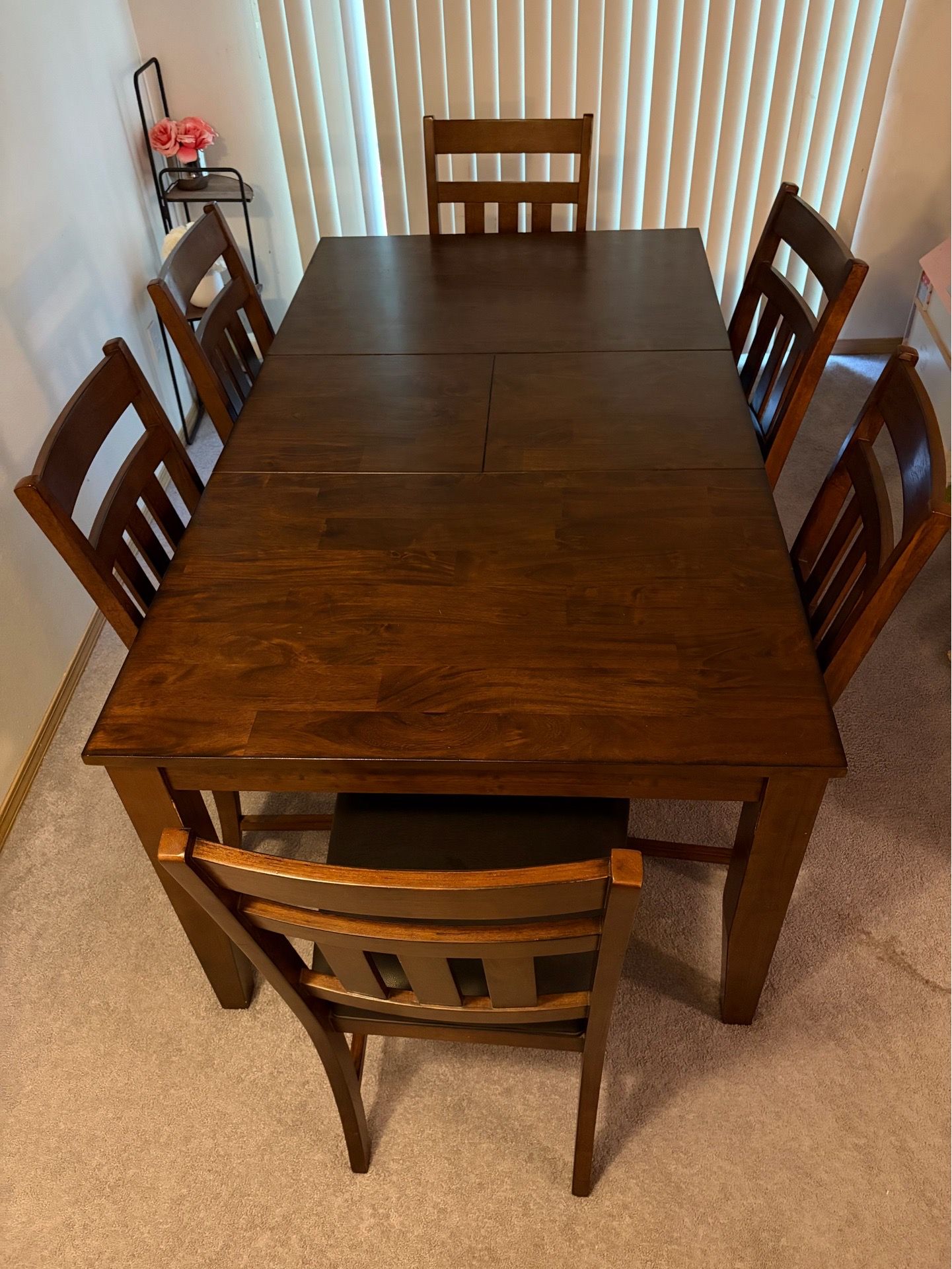 6 Chair Dining Room Table w/Leaf $100 OBO