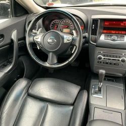 2009 Nissan Maxima