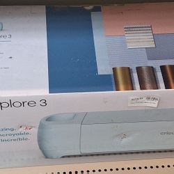 CRICUT EXPLORE 3 SMART CUTTING