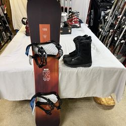 Rossignol Snowboard Package With Boots And Bindings 