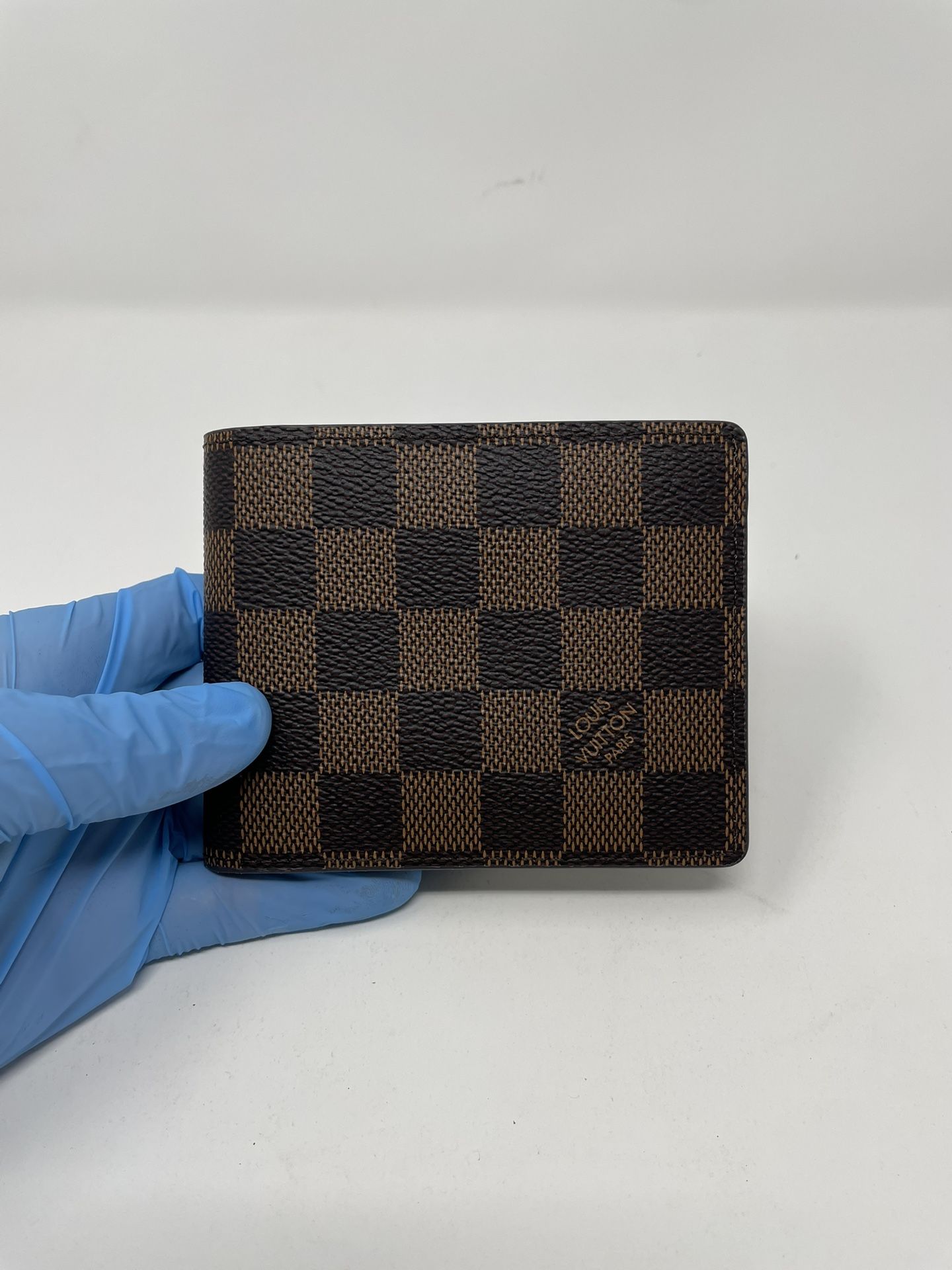 Brown Checkered Bifold Wallet – New – Multiple Card Slots 