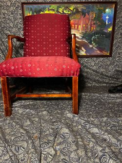 Vintage Martha Washington Armchair - Seattle Pick-up