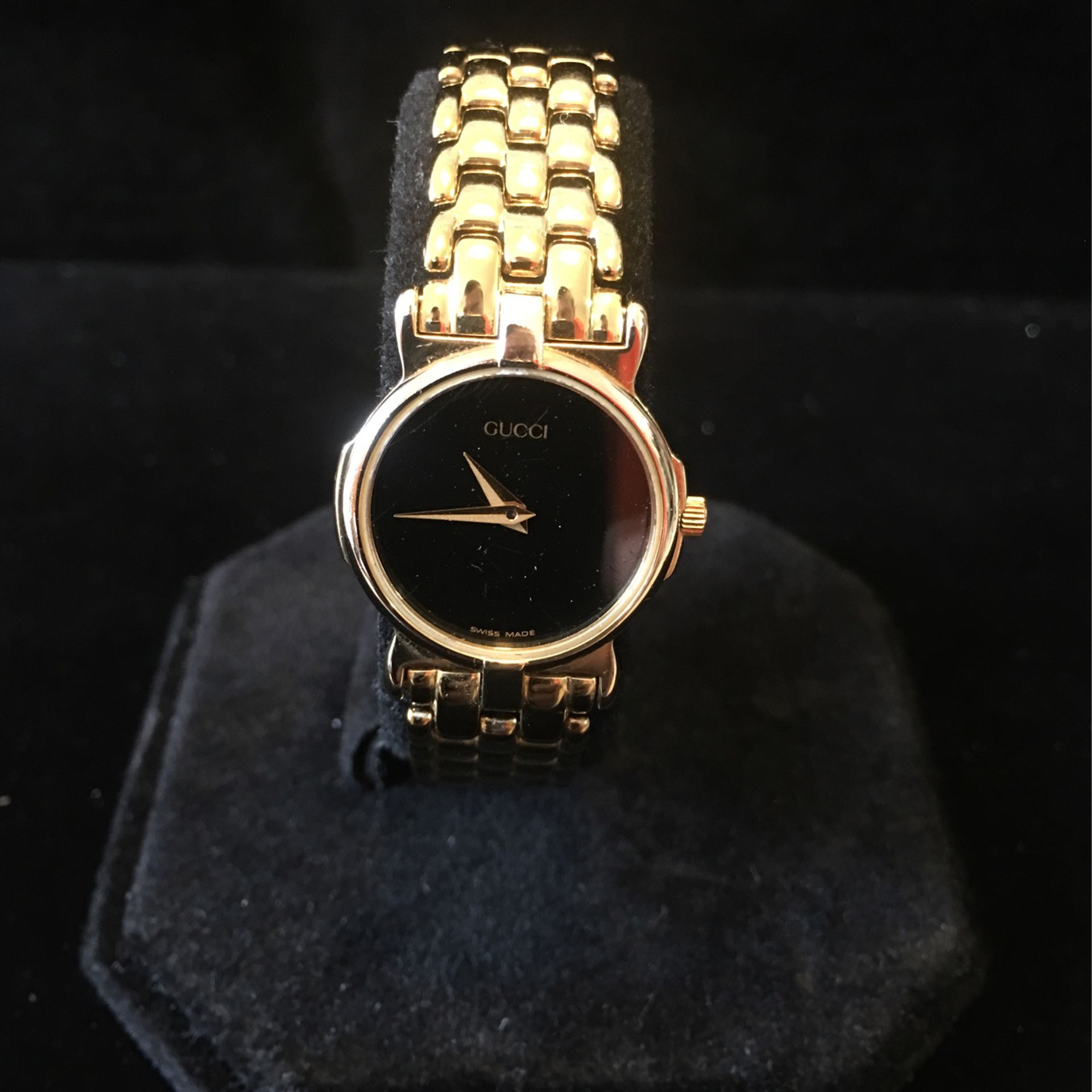 Woman’s Authentic Gucci 3400L 18kgp Watch