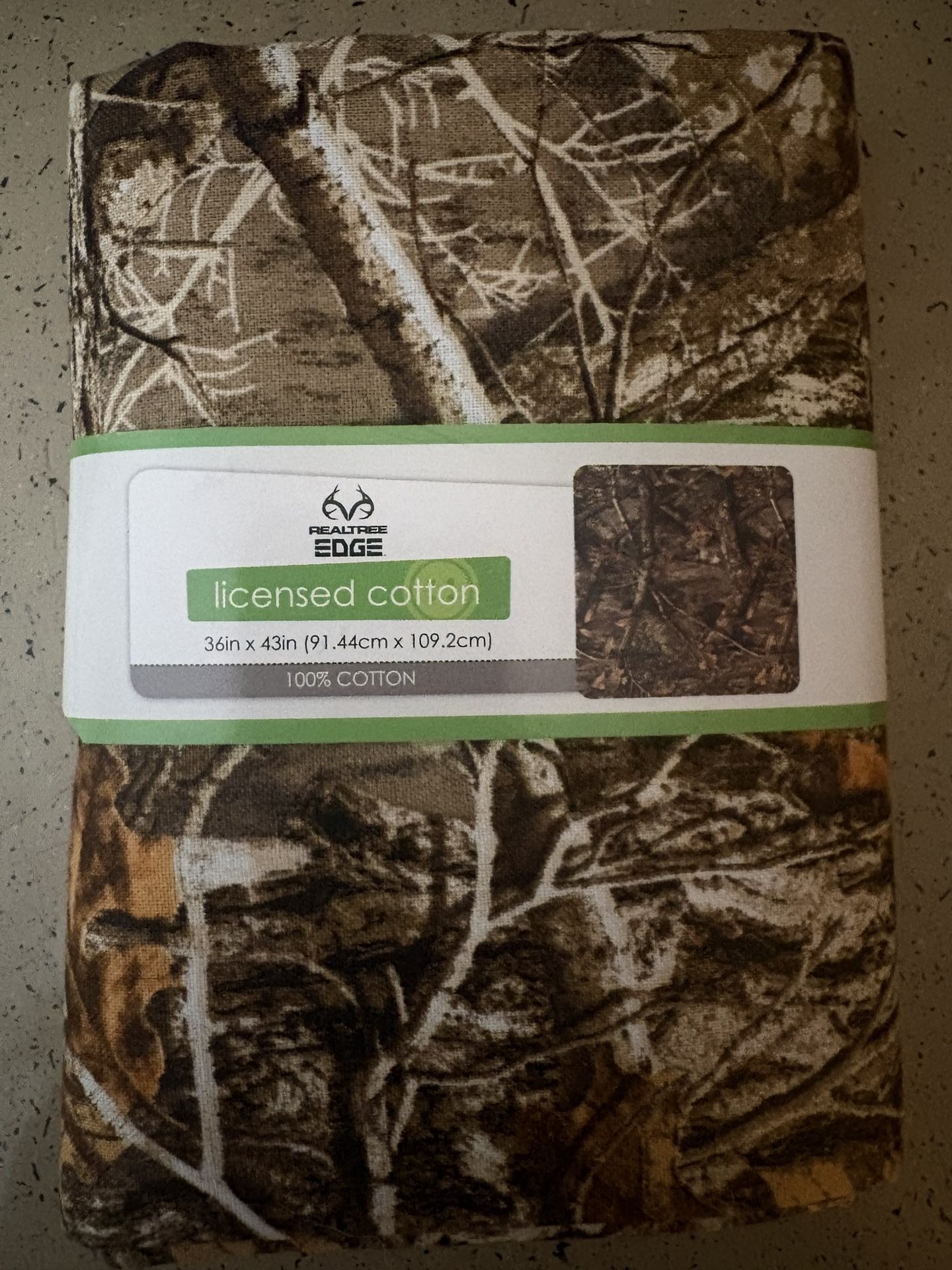 REALTREE EDGE fabric