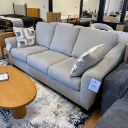 Comfy 92" Sofa w/Rounded Arms (NEW)