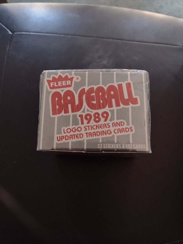 Baseball Bundle Topps Traded 1989 & Topps Traded 1986, Fleer 1989 Update Set. Cash Porch Pickup Redmond