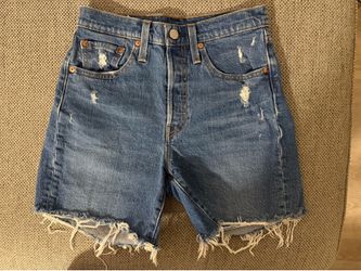 Levi’s women’s jeans 501