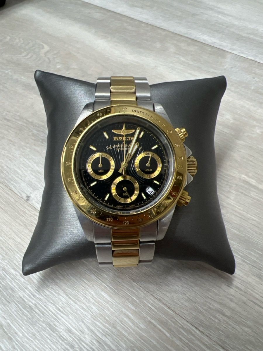 Invicta Men's Watch Speedway Black and Gold Tone Dial Two Tone Bracelet 9224 (PO1022796)