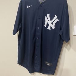 Derek Jeter New York Yankee Navy Blue Large