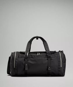BRAND  NEW LULULEMON  WUNDERLUST  DUFFLE  BAG