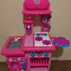 $10 Minnie Mouse Play Kitchen Play Sounds In Good Condition Pet Smoke Free