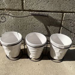 Nicunom Set of 3 Ceramic Designer Planter on Metal Rack with Handle (Northridge) 