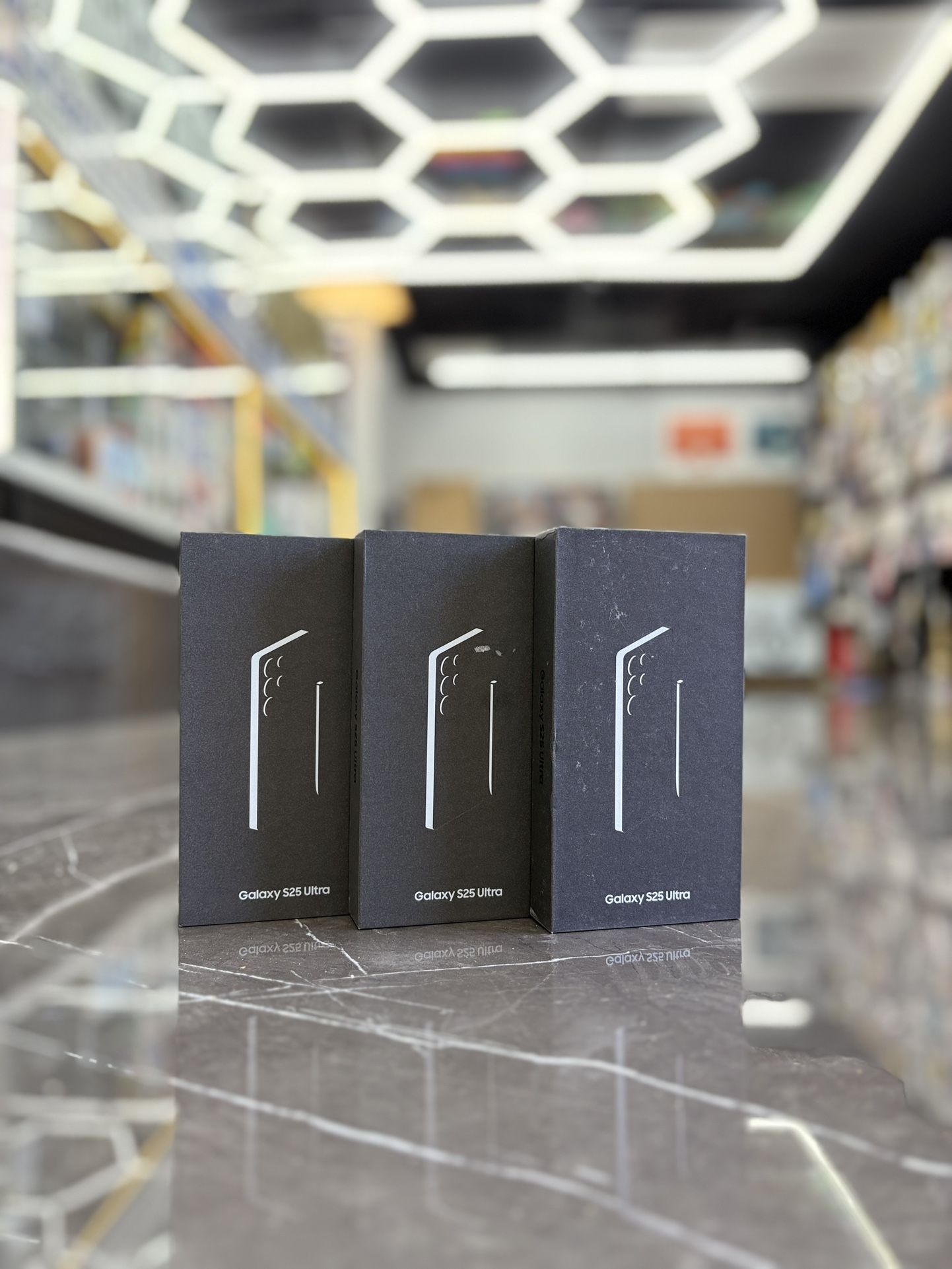 Samsung Galaxy S25 Ultra 5G (Unlocked) (Take It Home In Payment/ llévatelo a casa en pagos)